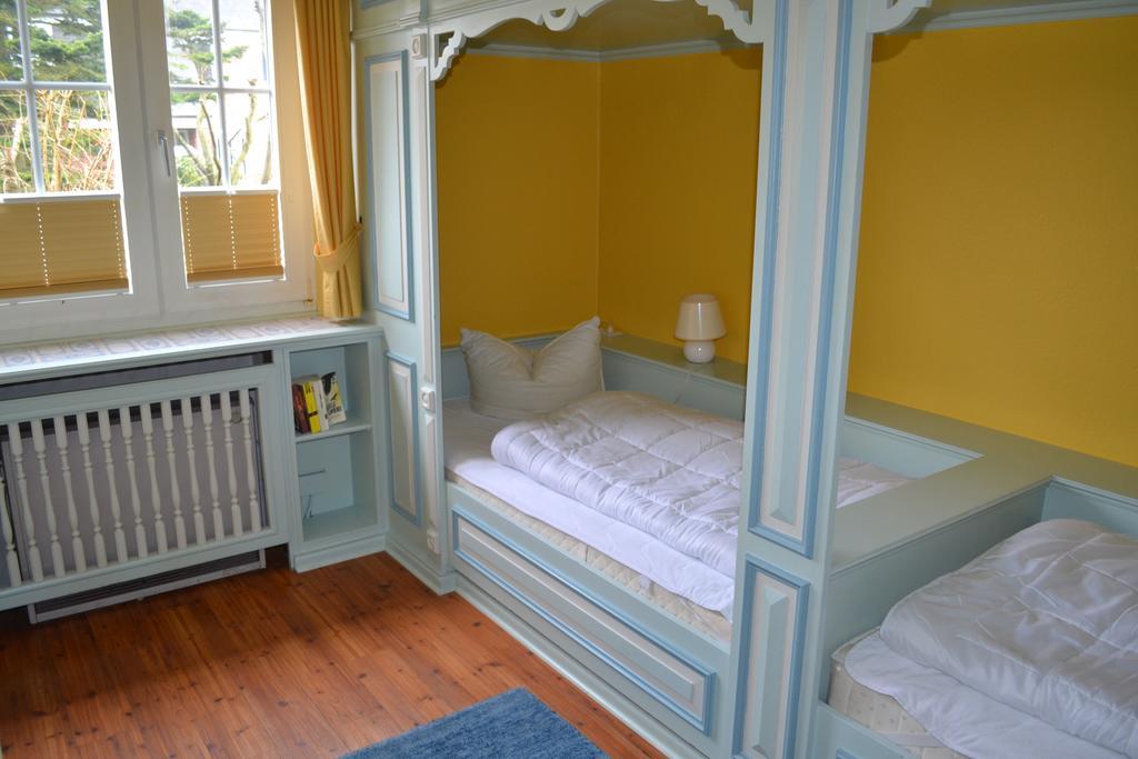 Priel-Hues List Quarto foto